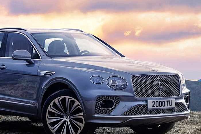 
								سيارة 2021 BMW M440i الجديدة full									